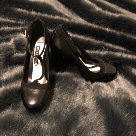 A&O T-strap Platform heels - Picture 1 of 8